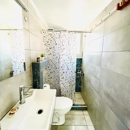 Achinora Apartment